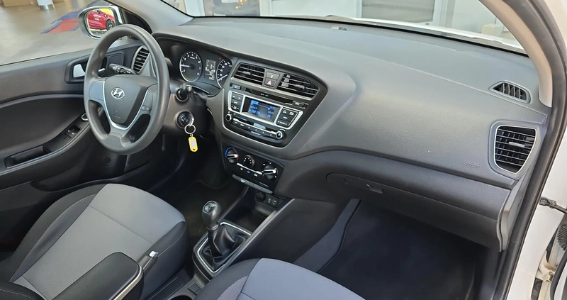 Hyundai i20 cena 42900 przebieg: 30858, rok produkcji 2016 z Ogrodzieniec małe 529